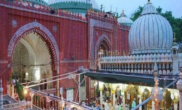 हजरत ख्वाजा निजामुद्दीन औलिया  के 722