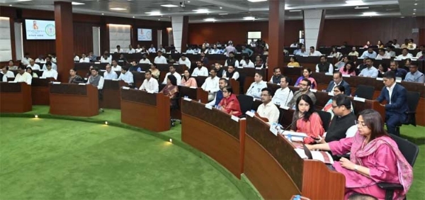 मुख्यमंत्री विष्णुदेव साय की अध्यक्षता में कलेक्टर्स कॉन्फ्रेंस