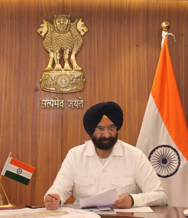 दिल्ली के उद्योग मंत्री मनजिंदर सिंह सिरसा  (फाइल फोटो)