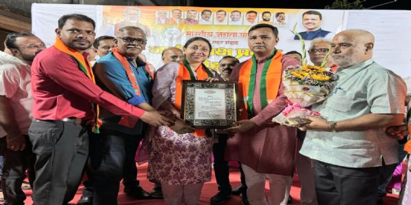 वसईनगरे भाजपायाः विकास यात्रायै नूतन बलम् अलभत - स्नेहा दुबे-पंडितः