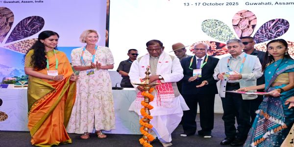 असमस्य राज्यपालोऽकरोत् 8तमस्य कोडेक्ससमितिसत्रस्य शुभारंभम्