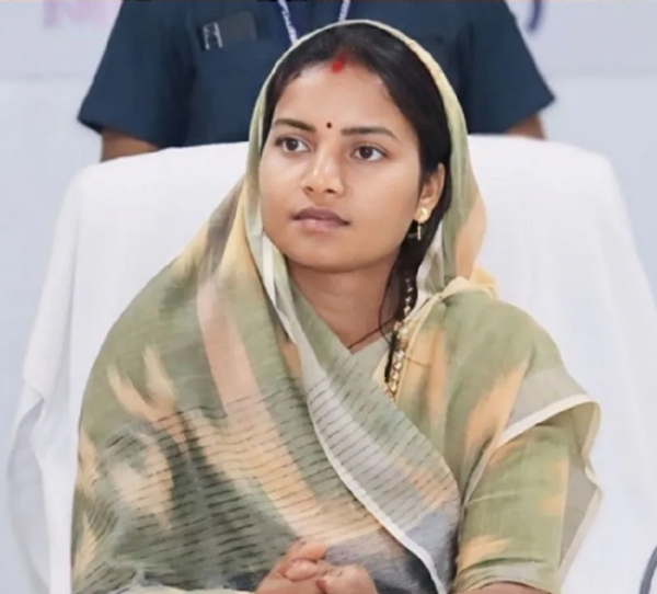 मंत्री लक्ष्मी राजवाड़े 