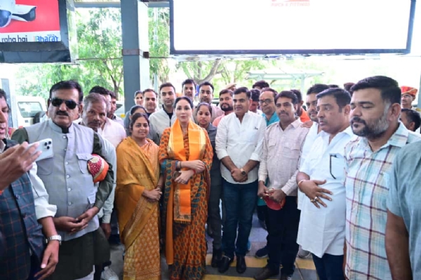 उपमुख्यमंत्री दिया कुमारी पहुंची उदयपुर