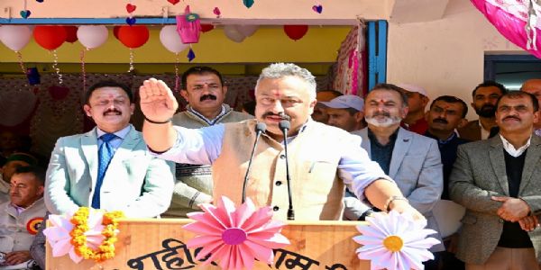 क्रीडां वर्धयितुं सर्वकारः करोति निरंतरं प्रयासम् - रोहितठाकुरः