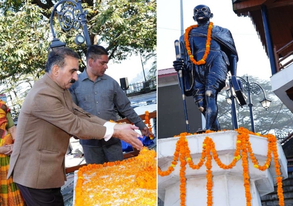 महात्मा गांधी को  अर्पित करते मुख्यमंत्री