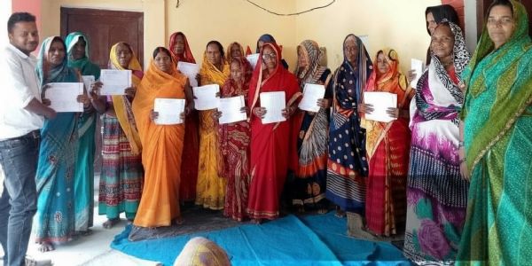 मुख्यमन्त्रिणः दृष्टिः सफला अभवत् – महिलाः स्वावलम्बनस्य मार्गे प्रस्थिताः