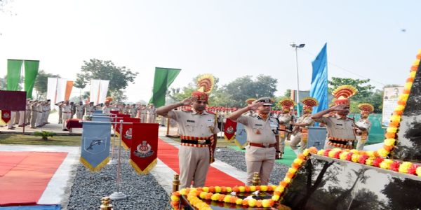 65 तमवाहिन्याः शहीदानां सम्मानार्थम् आरक्षकस्मृतिदिवसः आचरितः