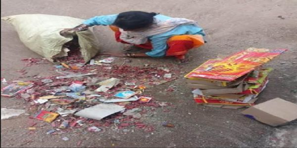 दीपावलीपर्वणः अवसरे भोपालनगरस्य स्वच्छतामित्रैः 20 टनात् अधिकम् अपशिष्टसंग्रहं कृतम्