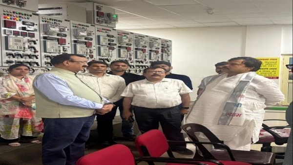 आईएस सब-स्टेशन फूलबाग का औचक निरीक्षण