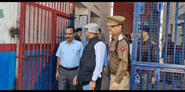 कारागारस्य नियमित निरीक्षणे प्राप्नोत् जिलाधिकारी,प्रतिभाविकासे बलम्