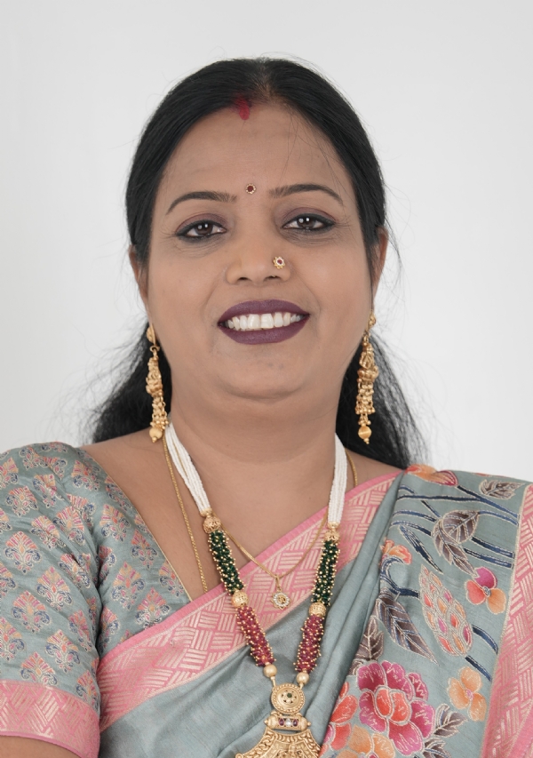 प्रसिद्ध राजस्थानी लोक गायिका सीमा मिश्रा प्रसिद्ध राजस्थानी लोक गायिका सीमा मिश्रा