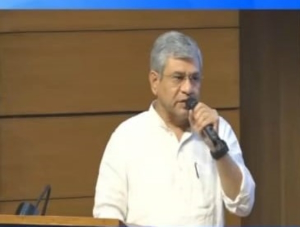 कैबिनेट  ब्रीफिंग (फाइल फोटो) कैबिनेट  ब्रीफिंग (फाइल फोटो)