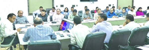 बैठक के दौरान