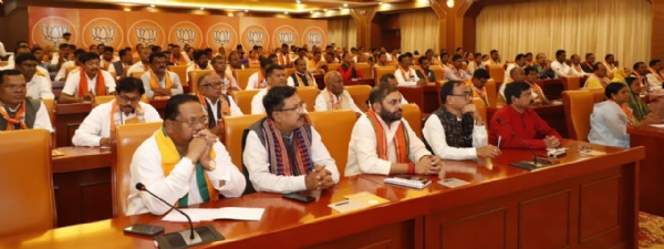 जनजाति गौरव दिवस पर कार्यशाला में मौजूद भाजपा कार्यकर्ता व पदाधिकारीगण जनजाति गौरव दिवस पर कार्यशाला में मौजूद भाजपा कार्यकर्ता व पदाधिकारीगण