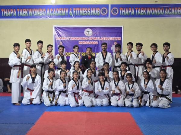जिला स्तरीय ताइक्वांडो रेफरी सेमिनार में 40 ताइक्वांडो प्रशिक्षकों ने सीखी बारीकियां जिला स्तरीय ताइक्वांडो रेफरी सेमिनार में 40 ताइक्वांडो प्रशिक्षकों ने सीखी बारीकियां