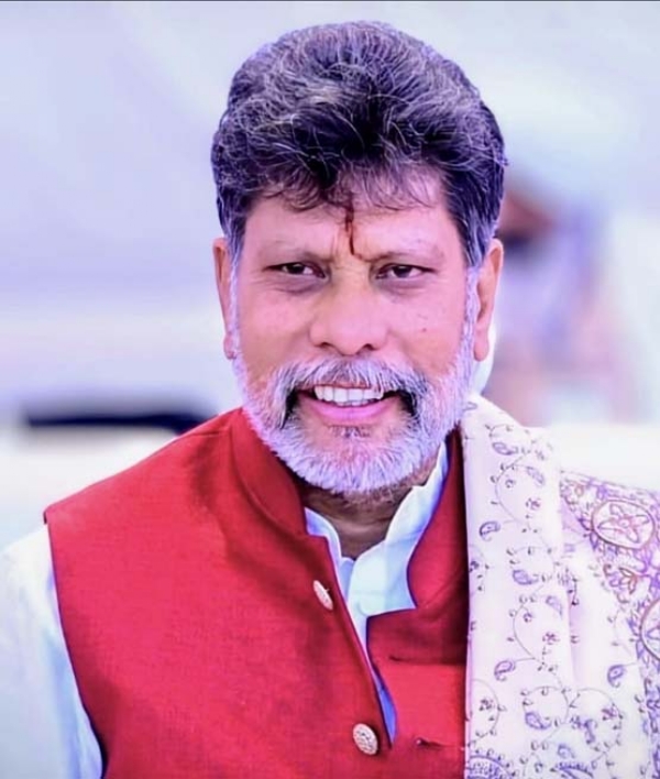 किरण देव किरण देव