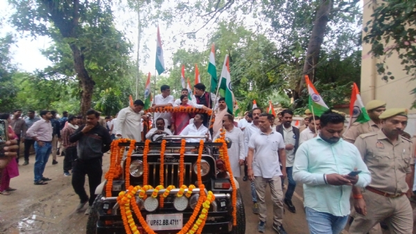 यात्रा में शामिल जनपद के विधायक सांसद और बीजेपी नेता