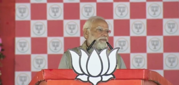 नरेंद्र मोदी