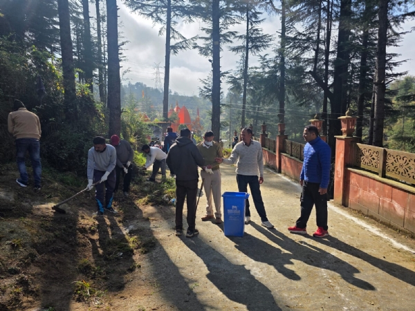 जनपद चंपावत में स्वच्छता अभियान