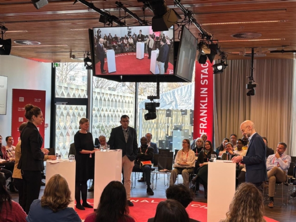 आईआईटी खड़गपुर के निदेशक ने जर्मनी में किया भारत का प्रतिनिधित्व