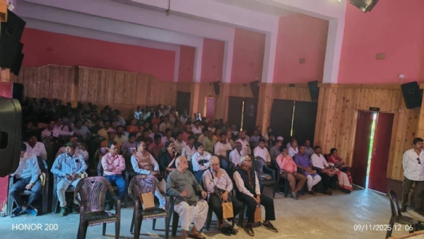 झाड़ग्राम में संघ का विशिष्ट नागरिक सम्मेलन झाड़ग्राम में संघ का विशिष्ट नागरिक सम्मेलन