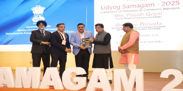 उत्तराखंडाय राष्ट्रिय स्तराय लब्ध व्यापार सुधार कार्ययोजनायाः अंतर्गतासु पांच प्रमुख सुधार श्रेणीषु सर्वोत्कृष्टोपलब्धिपुरस्कारः