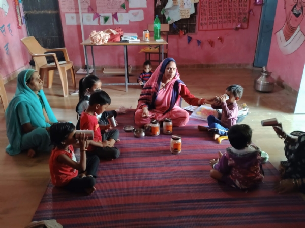 कलेक्टर आदित्य सिंह का अद्वितीय कार्य: 10 हजार बच्चे हुए तंदुरुस्त