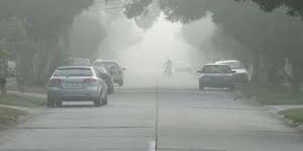 भोपाल–इन्दौरसहित मध्यप्रदेशस्य त्रयोदश जिलाः शीतलहरायाः प्रभावे अन्तर्गताः अभवन्, चत्वारः दिवसान् यावत् एवं प्रकारेण एव मौसमस्थितिः स्थिता भविष्यति