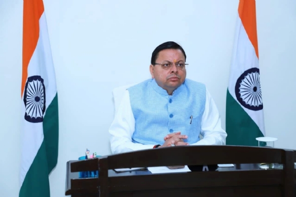 मुख्यमंत्री धामी राज्य के जिलाधिकारियों और वरिष्ठ अधिकारियों के साथ वर्चुअल माध्यम से समीक्षा बैठक करते। मुख्यमंत्री धामी राज्य के जिलाधिकारियों और वरिष्ठ अधिकारियों के साथ वर्चुअल माध्यम से समीक्षा बैठक करते।