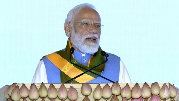 प्रधानमंत्री नरेन्द्र मोदी बुधवार को तमिलनाडु के कोयंबटूर में दक्षिण भारत प्राकृतिक कृषि शिखर सम्मेलन 2025 को संबोधित करते हुए प्रधानमंत्री नरेन्द्र मोदी बुधवार को तमिलनाडु के कोयंबटूर में दक्षिण भारत प्राकृतिक कृषि शिखर सम्मेलन 2025 को संबोधित करते हुए