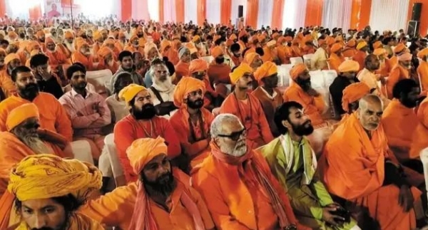 उद्घाटन में शामिल संत