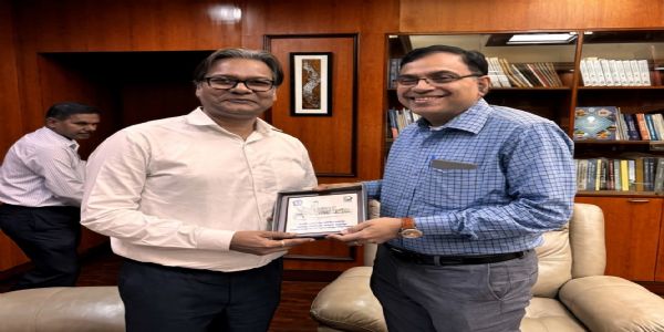 आईआईटी खड़गपुर-विद्यापीठे टाटा-स्टील-डीएसपीएल-सम्स्थानस्य उपाध्यक्षः डॉ. भरतभूषणः सम्मानितः अभवत्