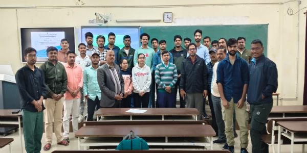 राजकीयाभियंतृमहाविद्यालयः बांदायां विद्युत चुम्बकीय हस्तक्षेपः एवं च सुरक्षा तकनीकीनां विषये विशेषं व्याख्यानम्