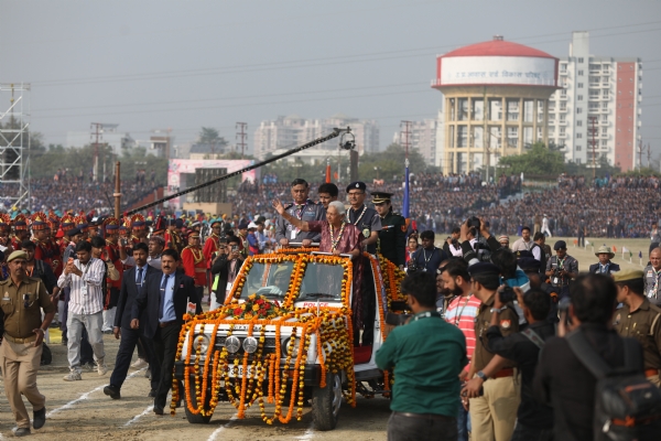 राज्यपाल आनंदी बेन ने झंडारोहण कर 19वीं राष्टीय जंबूरी का किया शुभारंभ राज्यपाल आनंदी बेन ने झंडारोहण कर 19वीं राष्टीय जंबूरी का किया शुभारंभ