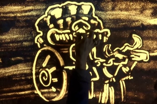 सैंड से बनाई गई गुरुओं की तस्वीर