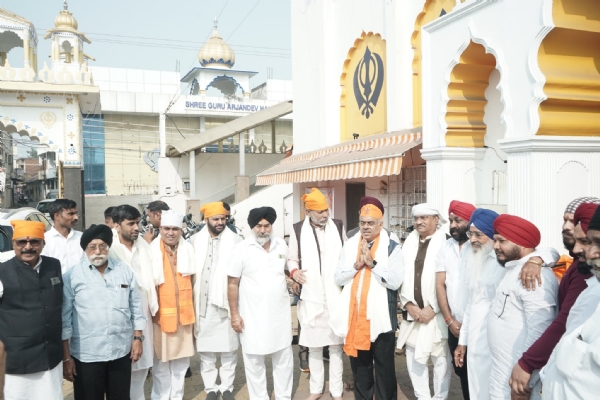 गुरु तेग बहादुर जी के 350वें शहीदी दिवस पर भाजपा के महासचिव तरुण चुग गुरु तेग बहादुर जी के 350वें शहीदी दिवस पर भाजपा के महासचिव तरुण चुग