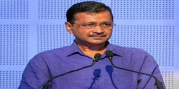 अरविन्द-केजरीवालेन पार्टी-स्थापनादिवसे दलकार्यकर्तृभ्यः नेतृभ्यश्च वर्धापनानि प्रदत्ता