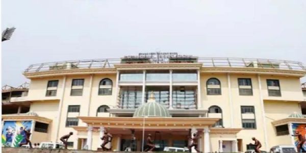 भारत-दक्षिणाफ्रिकयोः एकदिवसीय-प्रतियोगितायाः कृते अद्य सायं पञ्चवादनात् पुनः अन्तर्जालचिटीकारक्षणम् आरप्स्यते।