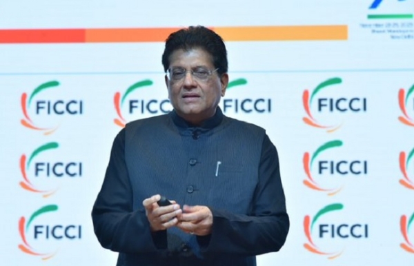 फिक्की की 98वीं सालाना आम बैठक को संबोधित करते हुए पीयूष गोयल फिक्की की 98वीं सालाना आम बैठक को संबोधित करते हुए पीयूष गोयल