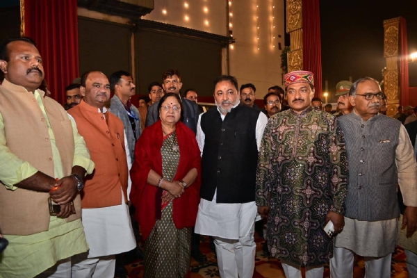 परिवहन मंत्री दयाशंकर सिंह