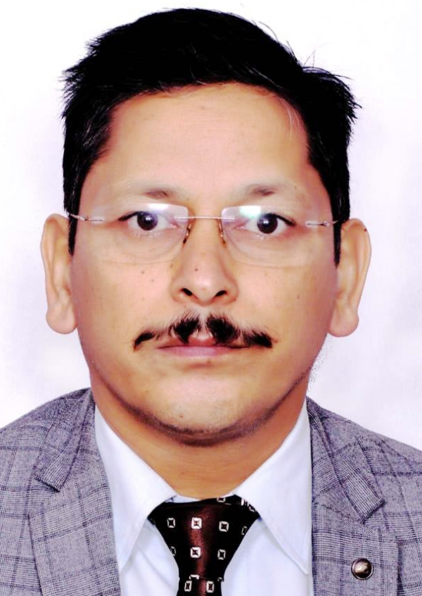 डीएसबी परिसर में व्याख्यान देने वाले प्रो. आशुतोष कुमार भट्ट। डीएसबी परिसर में व्याख्यान देने वाले प्रो. आशुतोष कुमार भट्ट।