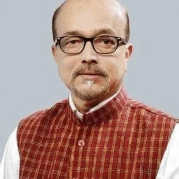 राज्यपाल रमेन डेका राज्यपाल रमेन डेका