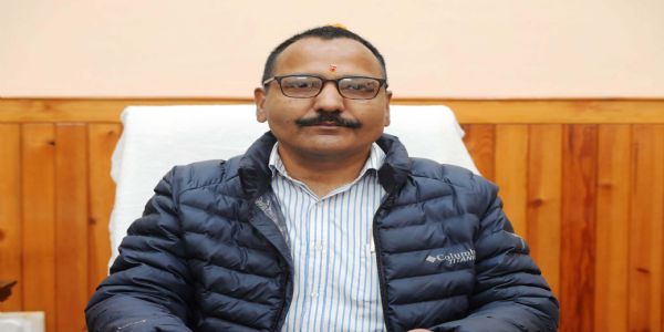 राष्ट्रपतेः आगमने श्वो नैनीताल-भवाल्यां पूर्णायां हल्द्वान्याम् आंशिकरूपेण पिधास्यन्ते विद्यालयाः