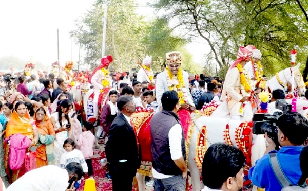 मुख्यमंत्री मोहन यादव के बेटे की शादी के समारोह की तस्वीर