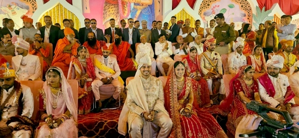 मुख्यमंत्री मोहन यादव के बेटे की शादी के समारोह की तस्वीर
