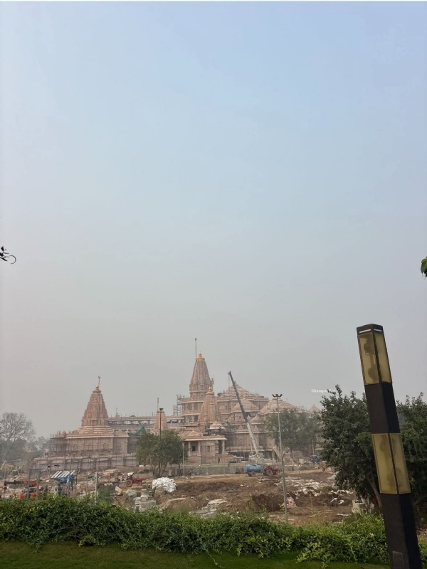 श्री राम मंदिर का ताजा छाया चित्र श्री राम मंदिर का ताजा छाया चित्र