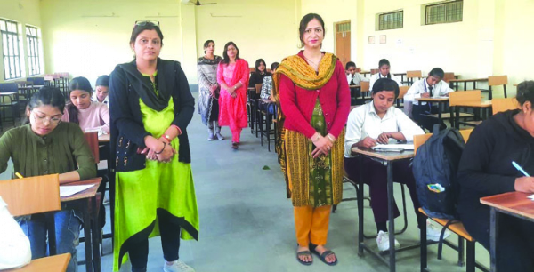 प्रतियोगिता के दौरान प्रतियोगिता के दौरान