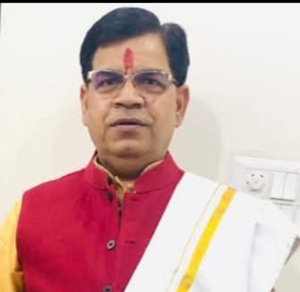 डॉ आनंद भारद्वाज