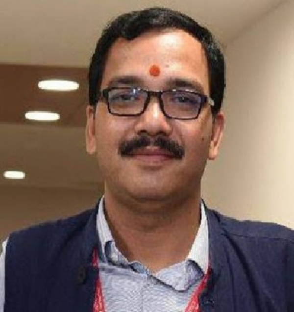 डाॅ. मयंक चतुर्वेदी डाॅ. मयंक चतुर्वेदी