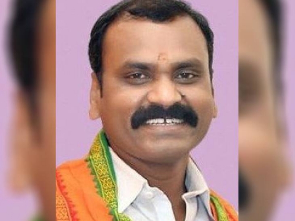 डॉ एल मुरुगन